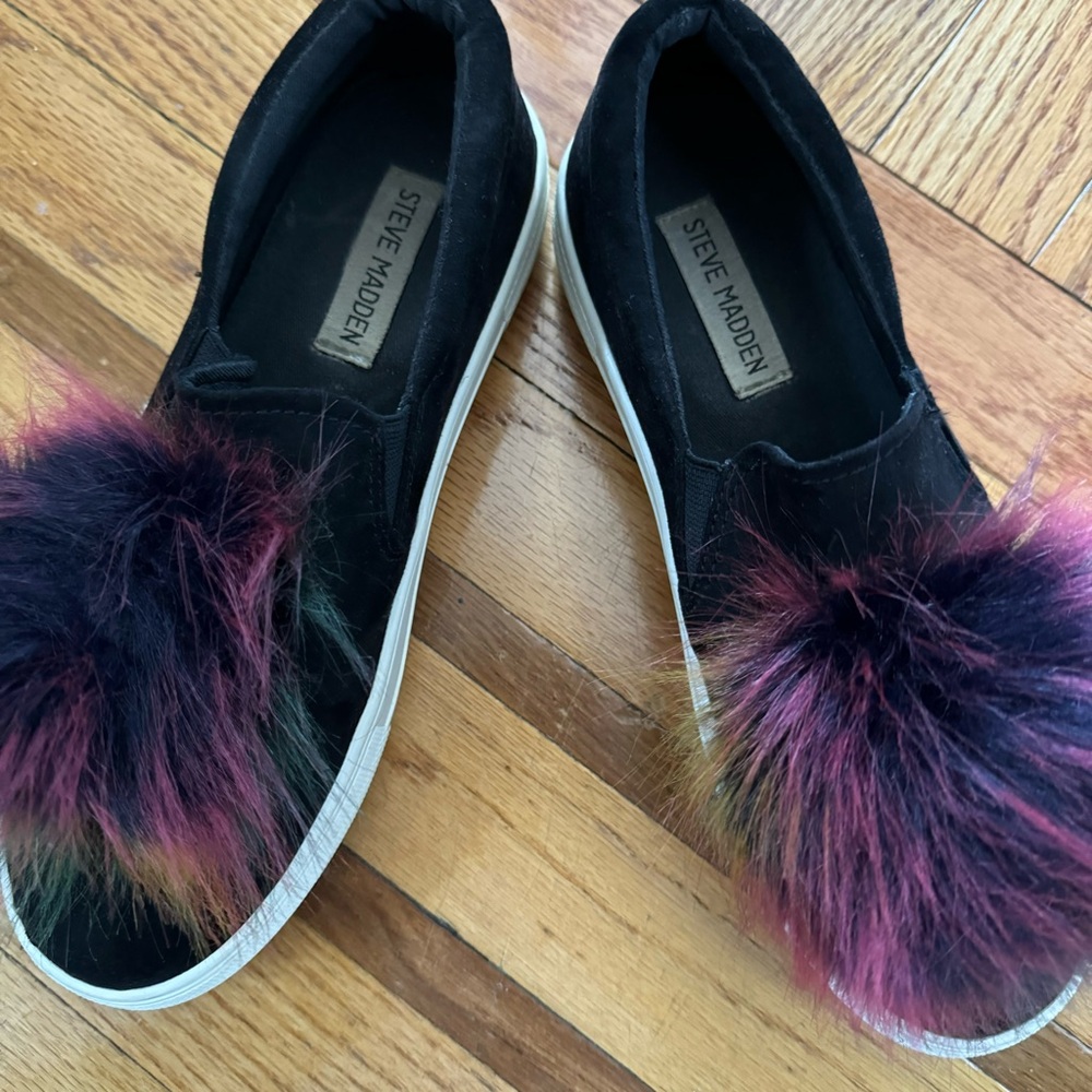 Steve Madden slip on sneakers - Picture 3 of 5